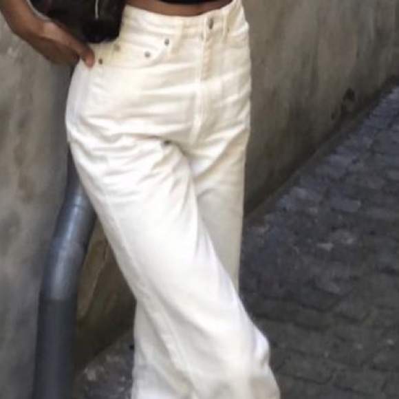 ISO - Picture 2 of 4